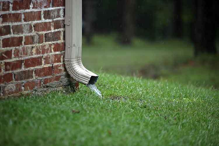 Downspout-Installation